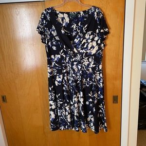 Ralph Lauren Blue Floral Cap Sleeve, v-neck dress - size 22W